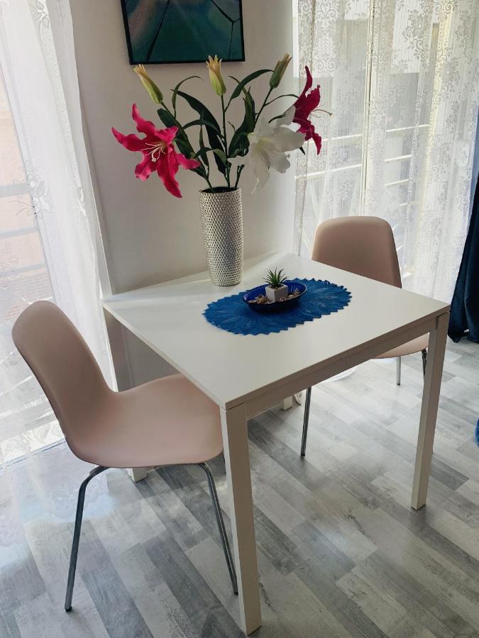 Onyx Apartment With Free Private Garage + Ac Βουδαπέστη Εξωτερικό φωτογραφία