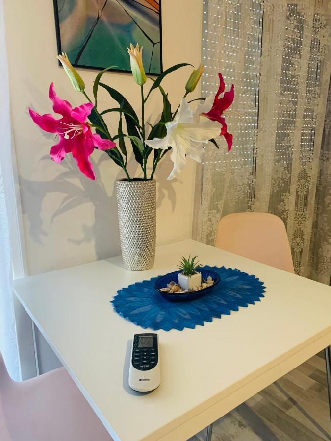 Onyx Apartment With Free Private Garage + Ac Βουδαπέστη Εξωτερικό φωτογραφία