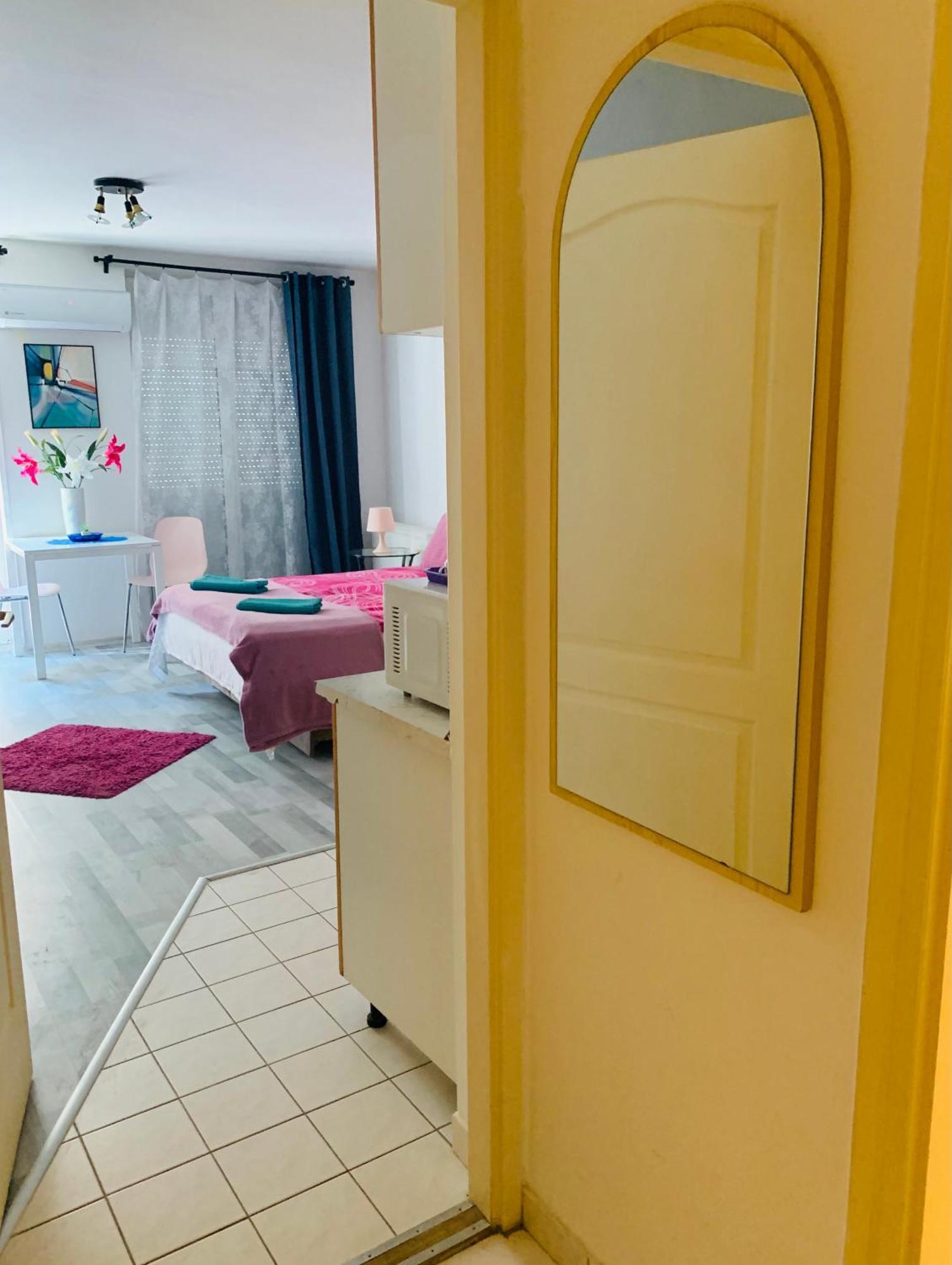 Onyx Apartment With Free Private Garage + Ac Βουδαπέστη Εξωτερικό φωτογραφία